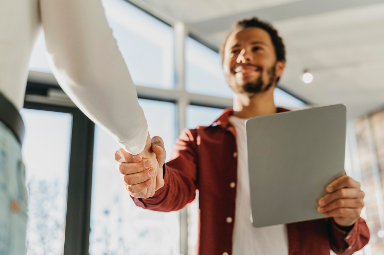 Paiement via Chorus Pro : Happy Desk facilite les achats des professionnels et des collectivités