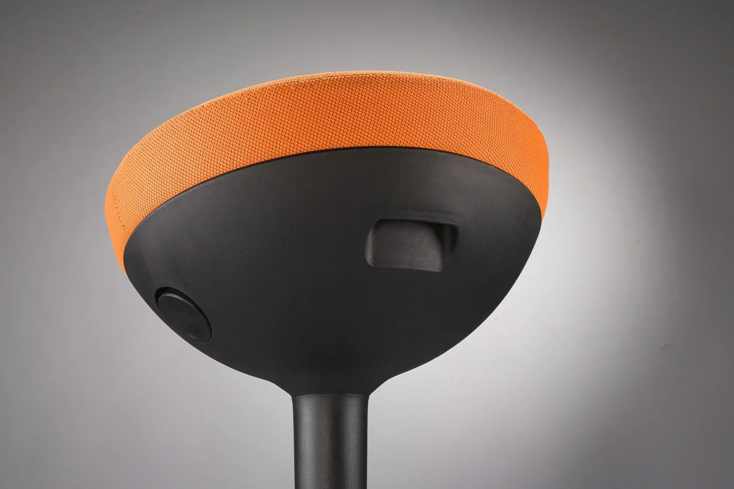 Les bienfaits de l'utilisation d'un tabouret assis-debout avec assise dynamique