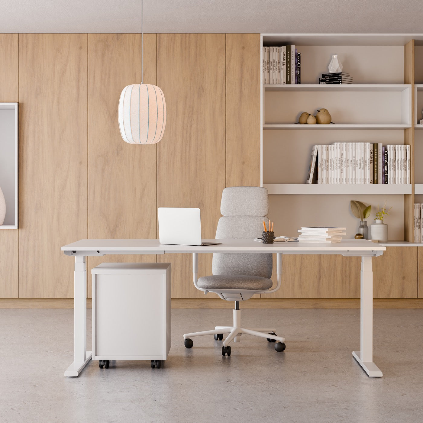 Bureau classique assis debout